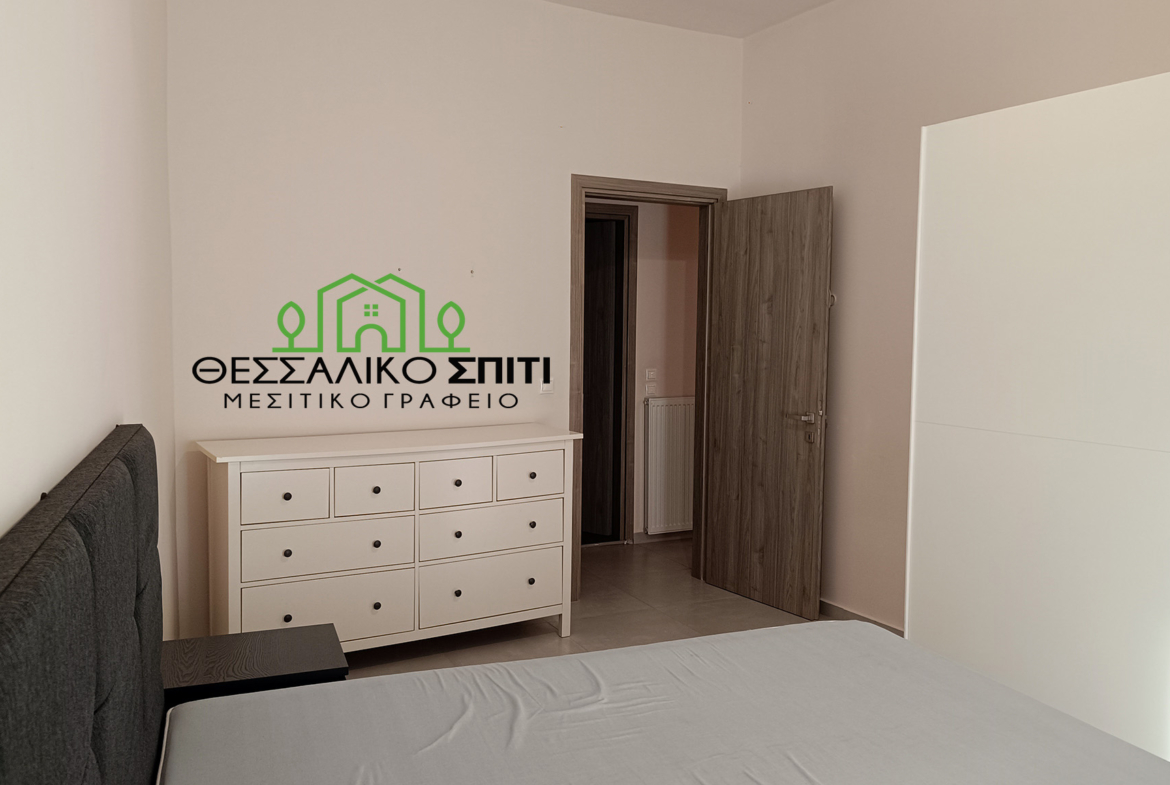 Ενοικιάζεται ανακαινισμένο και επιπλωμένο διαμέρισμα 100 τ.μ στην Πύλη Τρικάλων