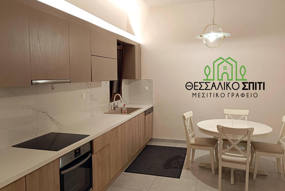 Ενοικιάζεται ανακαινισμένο και επιπλωμένο διαμέρισμα 100 τ.μ στην Πύλη Τρικάλων