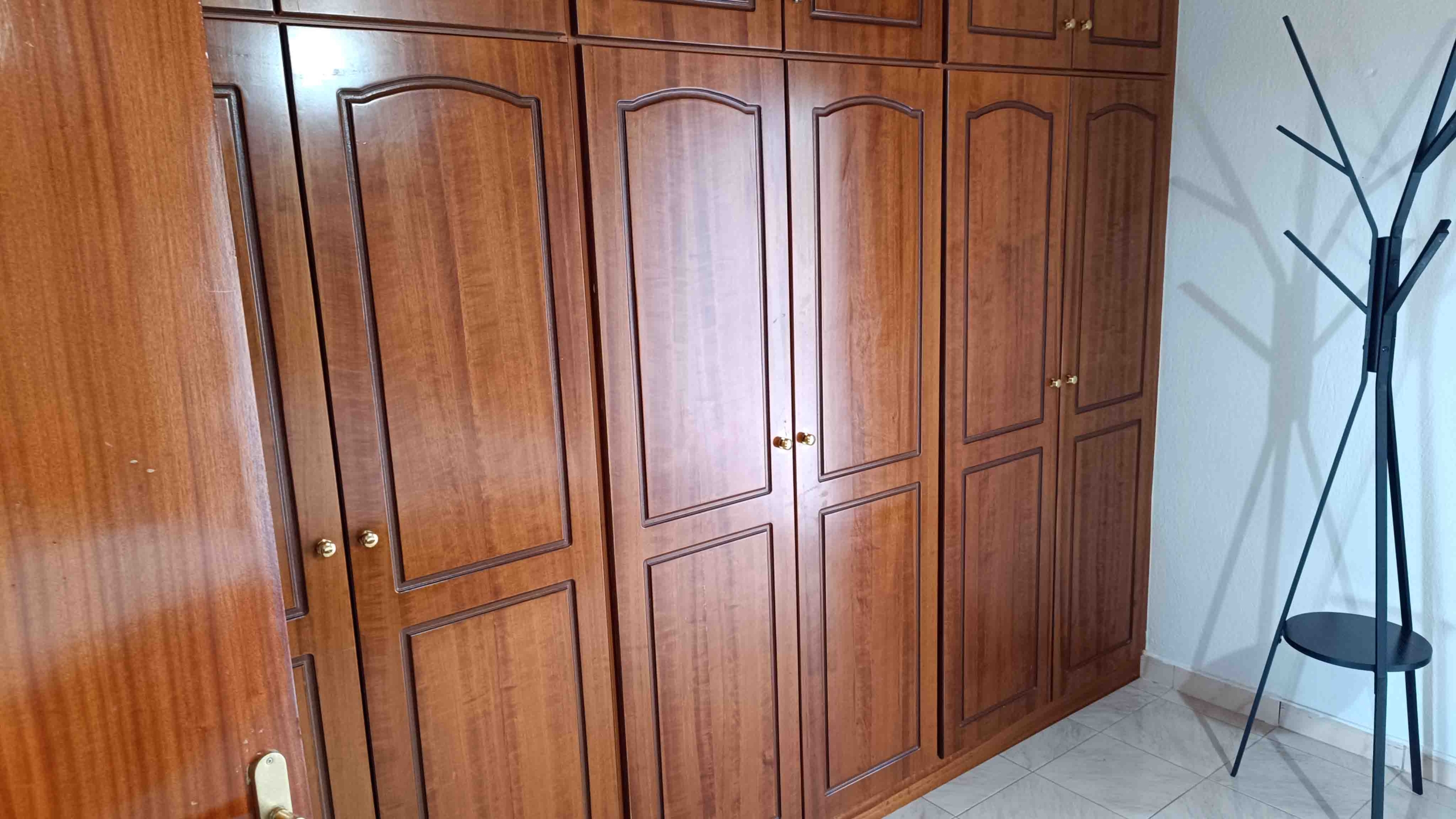 Ενοικιάζεται οροφοδιαμέρισμα στους Γόμφους