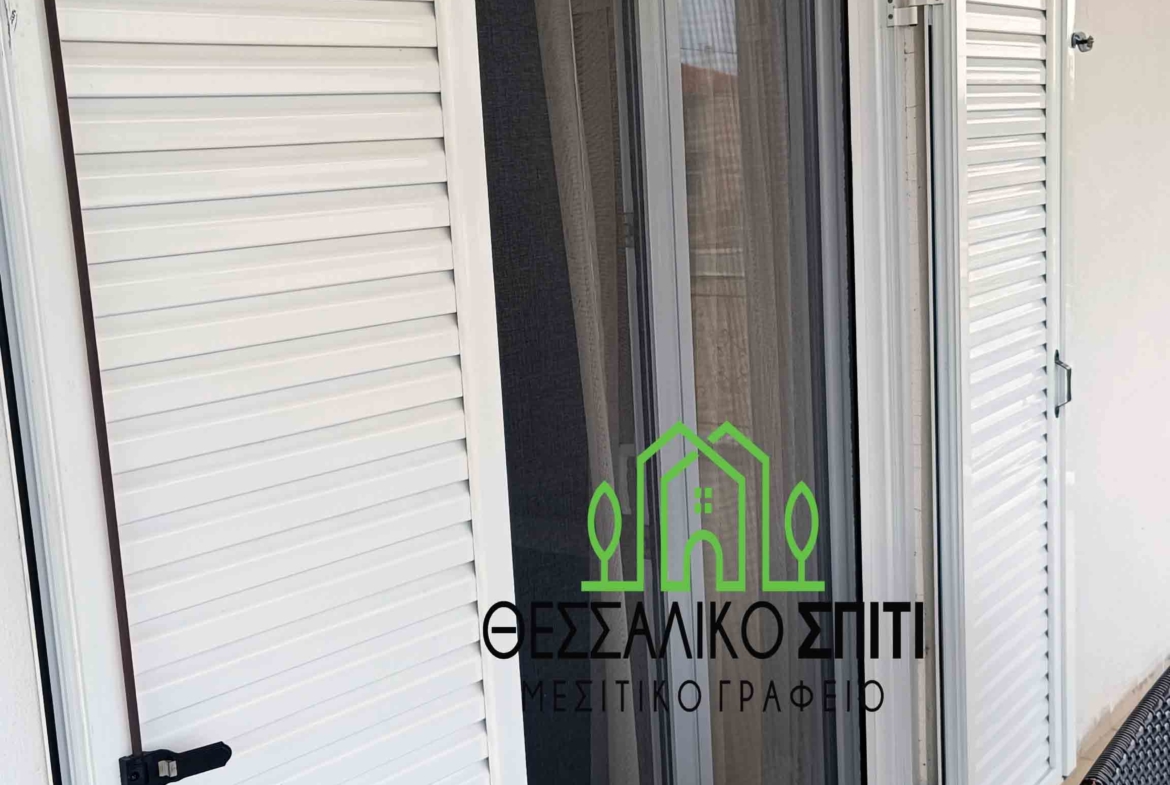 Ενοικιάζεται οροφοδιαμέρισμα στους Γόμφους