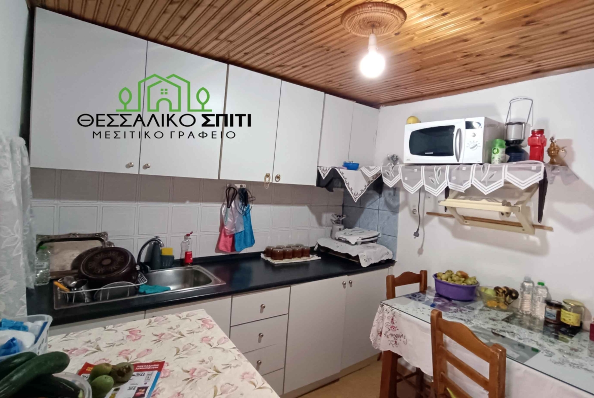 Πωλείται μονοκατοικία στην Παναγία Πολυνερίου Τρικάλων